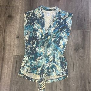 💜Diane Von Furstenberg DVF Stylish Trendy Casual Sophisticated short sleeve top